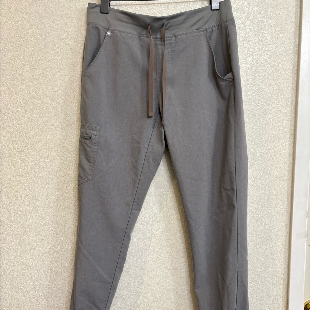 FIGS Bundle Zamora Jogger Scrub Pants - Rust & Graphite Gray - Picture 2 of 15